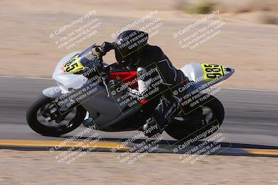 media/Dec-10-2023-SoCal Trackdays (Sun) [[0ce70f5433]]/Turn 9 Inside Set 2 (1115am)/